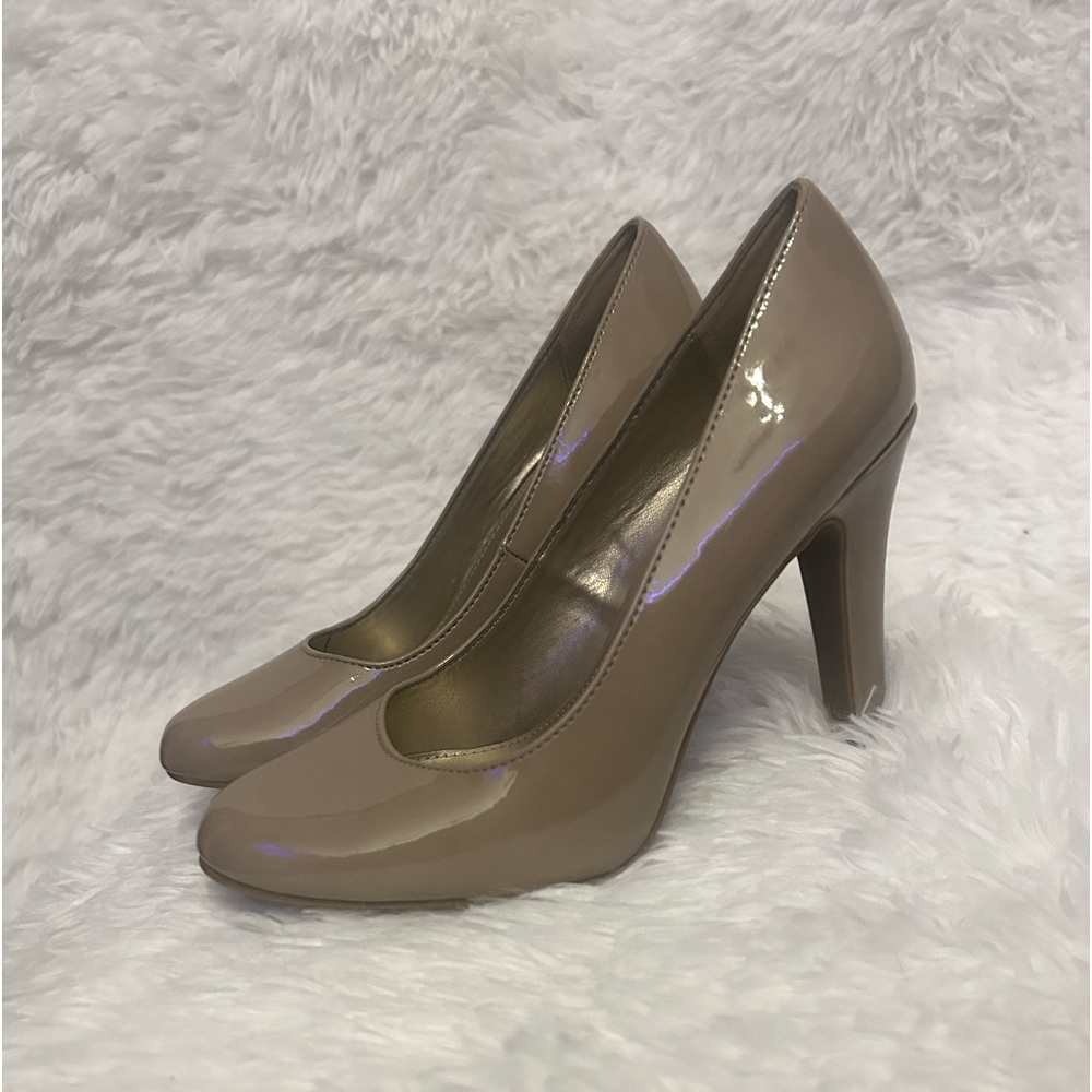 Nude Heels, Women’s Size 6.5